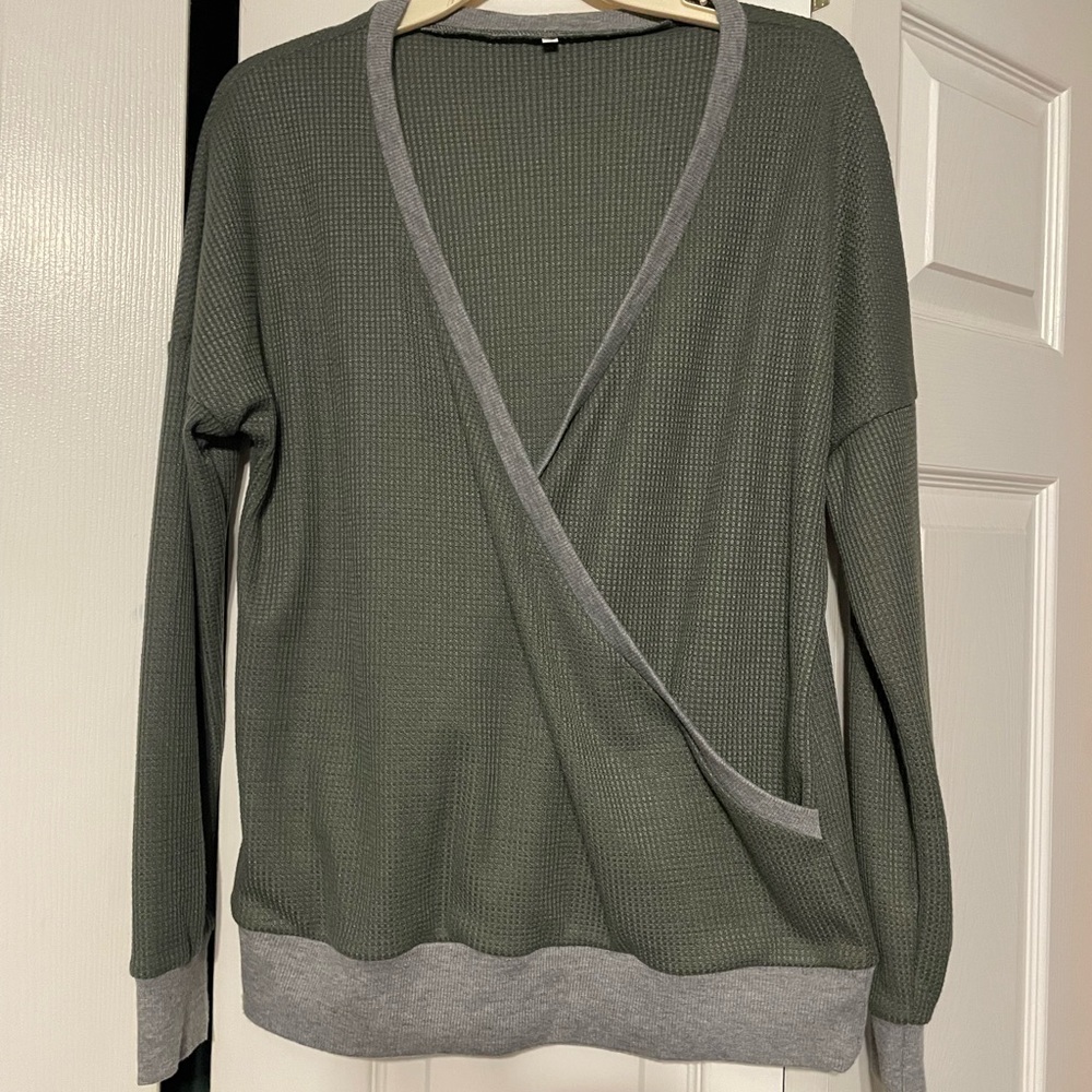 Amazon women’s long sleeve, waffle knit shirt, size small, never worn